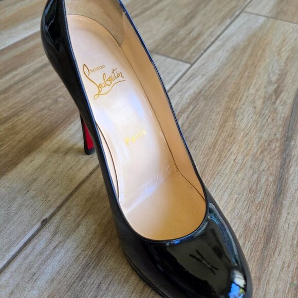 Christian Louboutin Bianca Black Patent Leather Pumps Eur. 36.5 - Picture 4 of 15